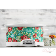 Load image into Gallery viewer, Vintage Floral 7-Quart Programmable Slow Cooker
